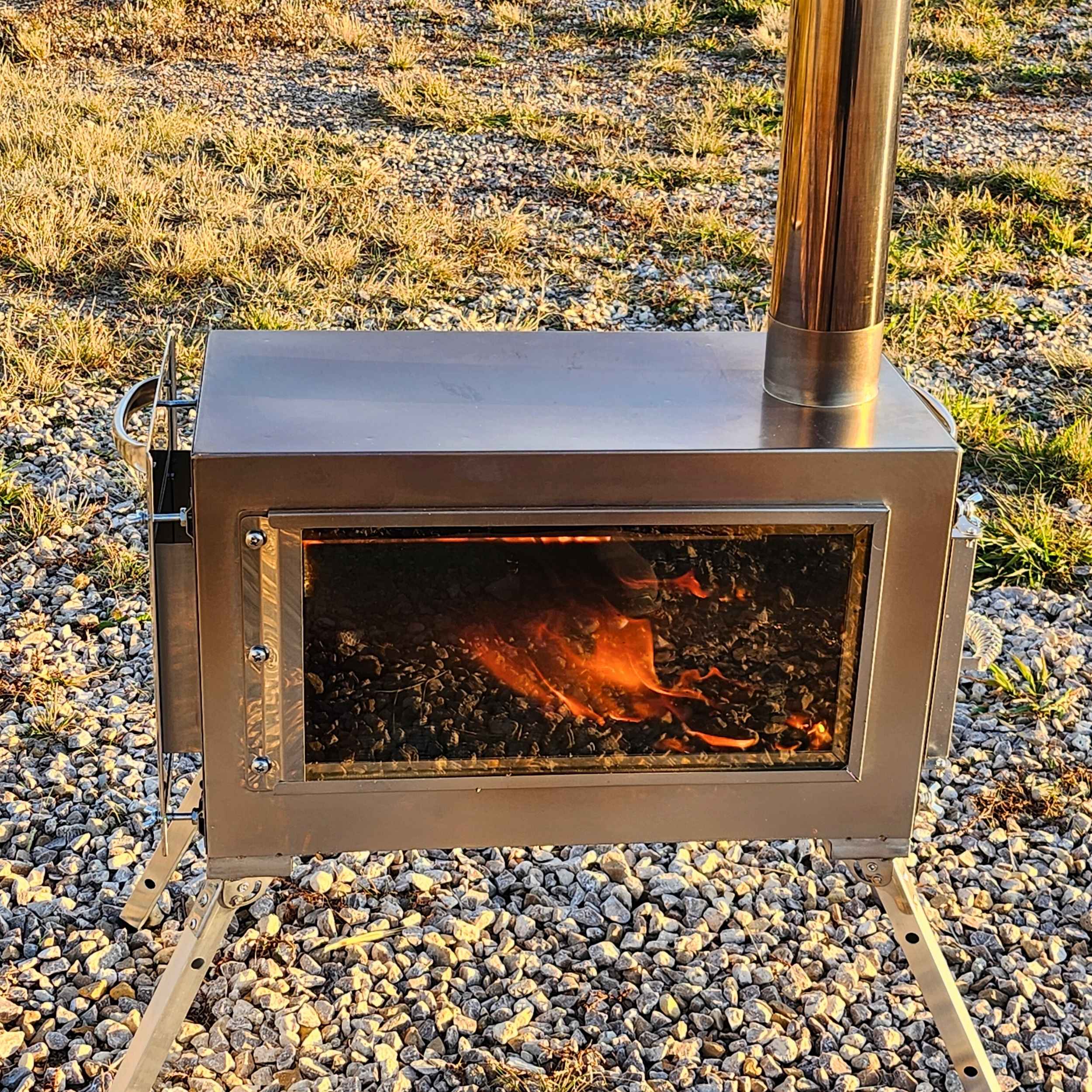 Coody 17.2 Inflatable Air Tent with Caminus M Wood Stove